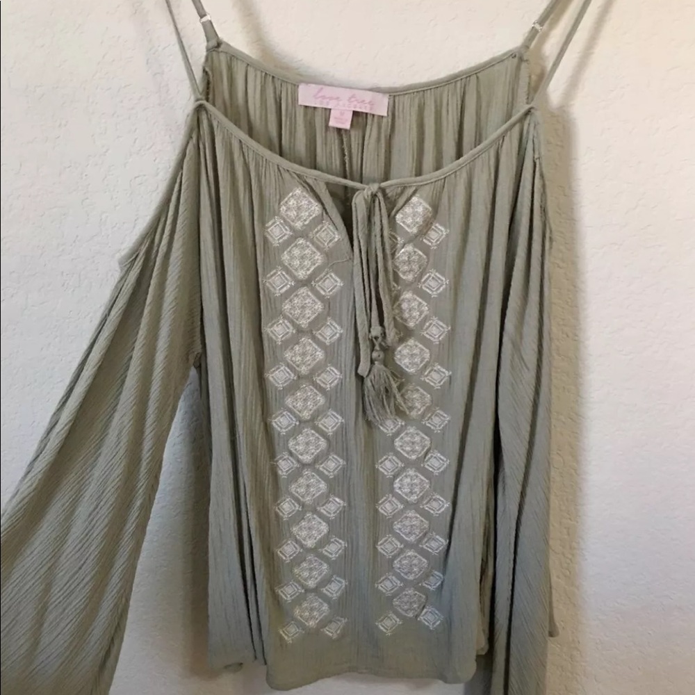 cold shoulder top